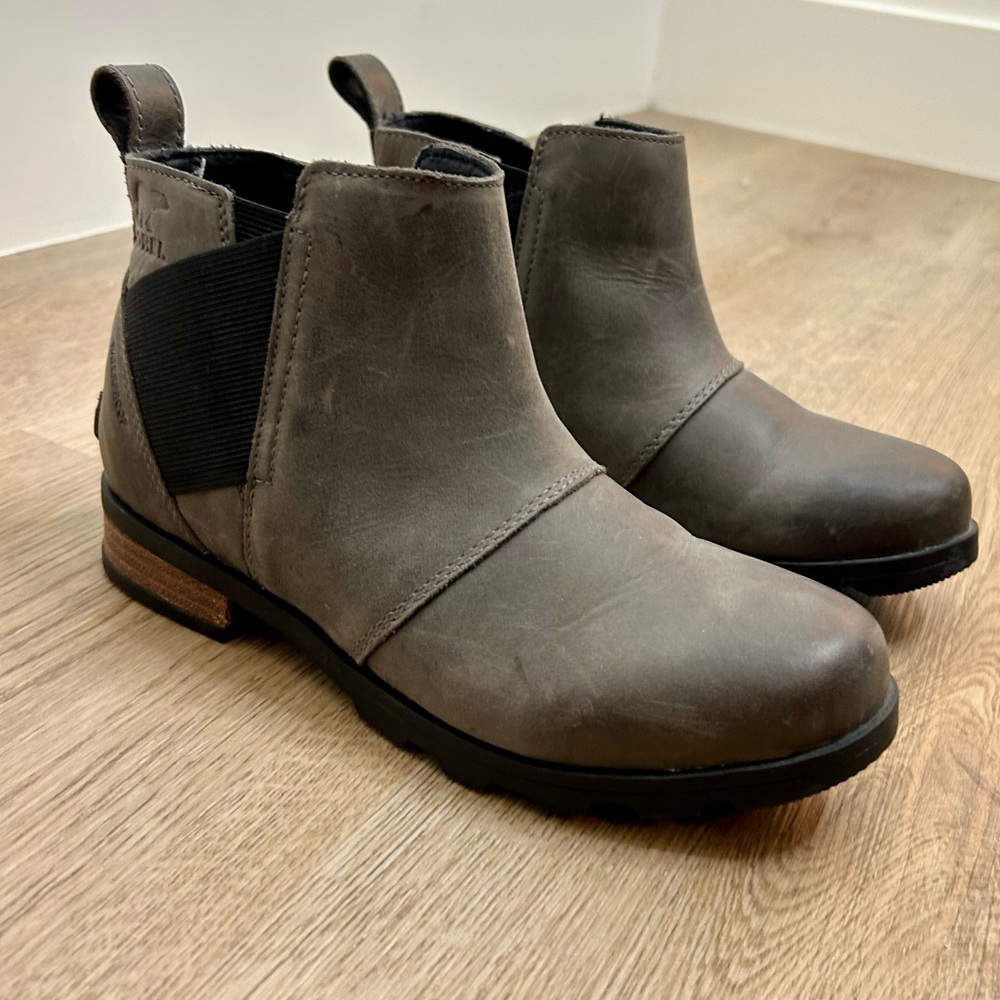 Sorel Emelie Chelsea Boot 6